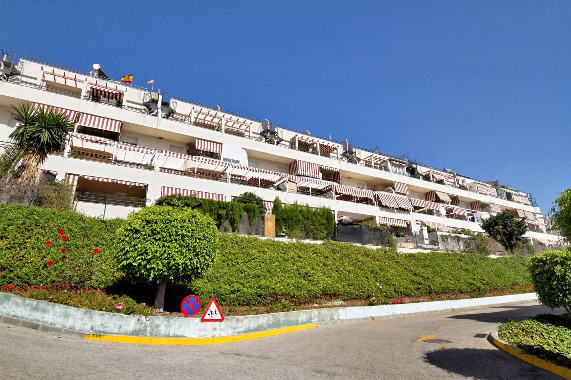 Del Parque Flats - Golf & Beach Terrace มาลากา ภายนอก รูปภาพ